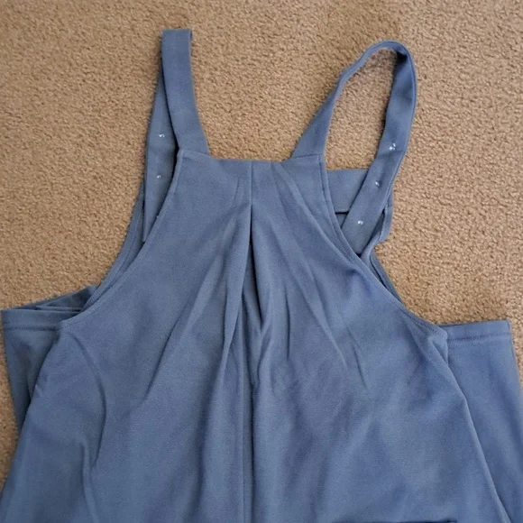 SMALL.    HALARA WIDE LEG WAFFLE ADJUSTABLE STRAPS OVERALLS - Picture 9 of 11